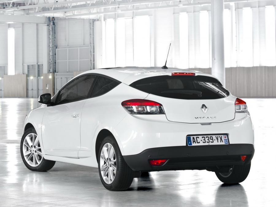  Renault Megane Coupe 2014 года  (фото 7 из 8)